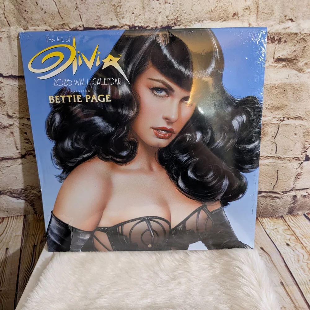 ♥️The Art of Olivia De Berardinis Bettie Page 2026 Wall Calendar SEALED NEW